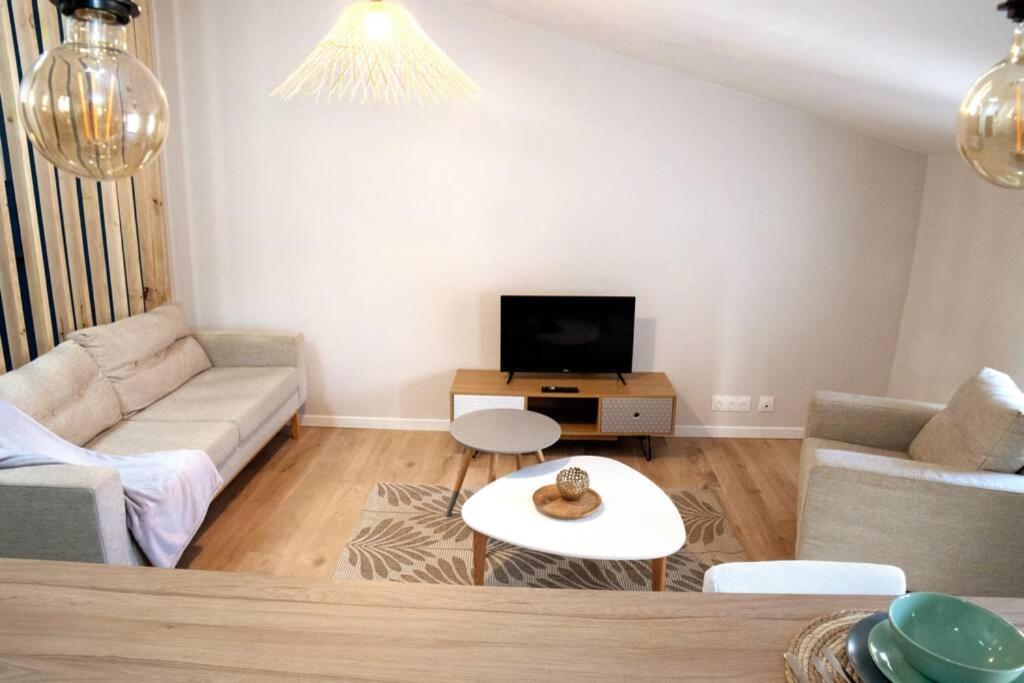 T2 Au Calme , Centre Historique , Entree Autonome Apartment Montelimar